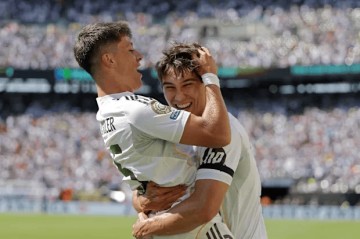 阿隆索赌赢了!皇马21岁妖星横空出世,6000万金童恐被迫转投尤文