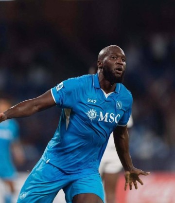 悲喜夜!那不勒斯加冕意甲冠军,国米无缘卫冕,利物浦天价引强援