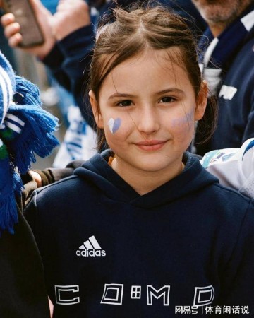 科莫成意甲新贵!小法变身魔法教父 夏窗壕购重塑伦巴第大区格局