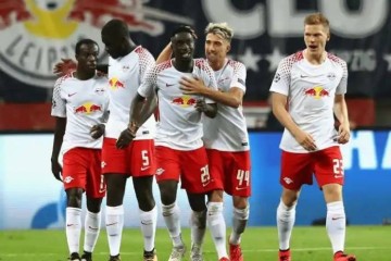 德甲焦点战前瞻:莱比锡主场剑指三分,斯图加特能否复刻黑马奇迹?